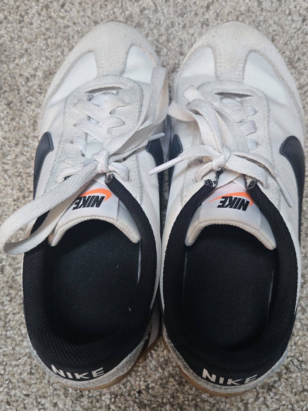 Nike Black and White Interior Label Running Sneakers